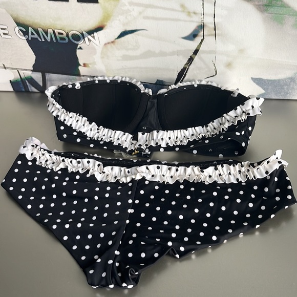 Victoria’s Secret Black & White Ruffle Trim Strapless Bikini - Picture 3 of 10